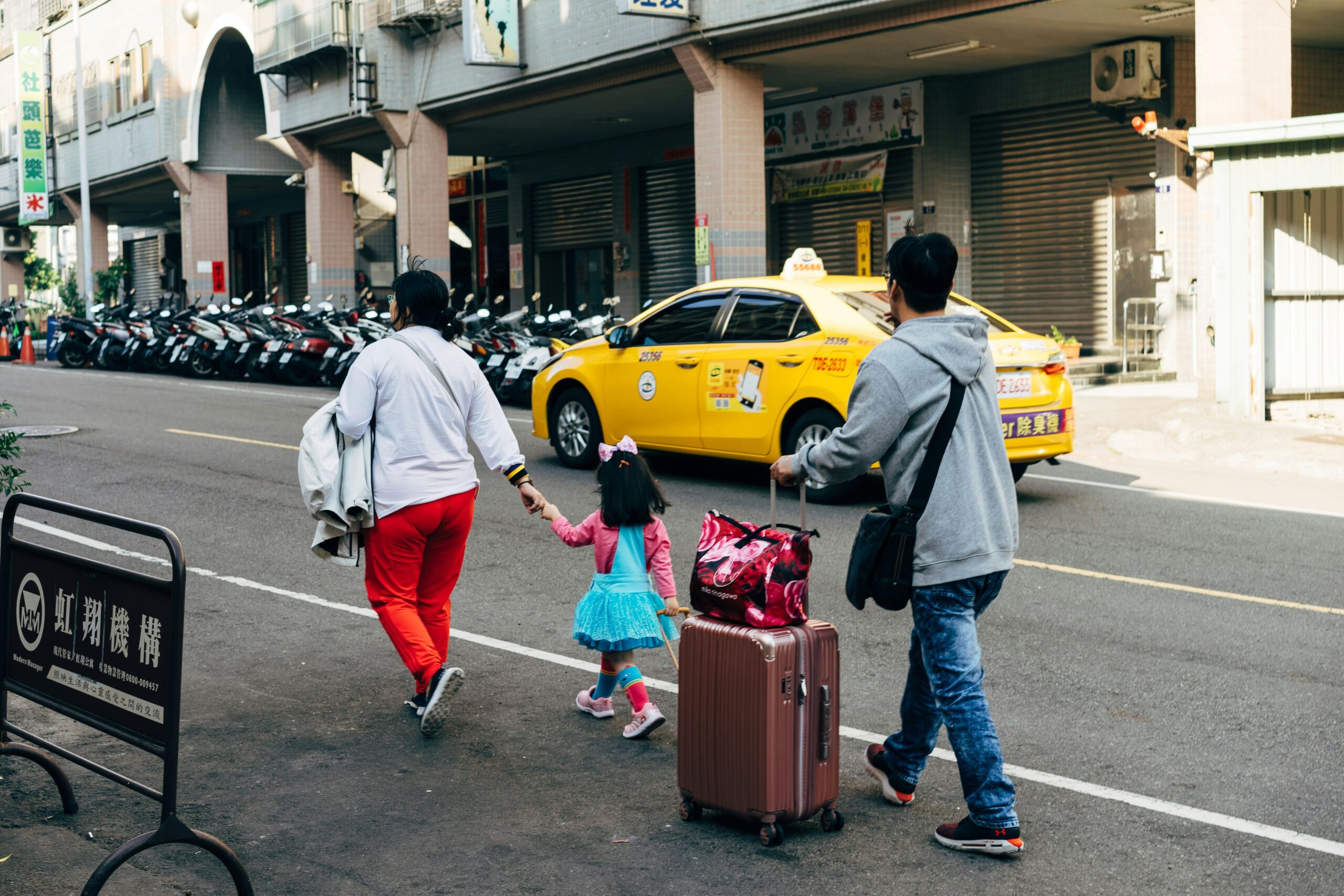 Comparison chart showing differences between basic and premium travel safety policies