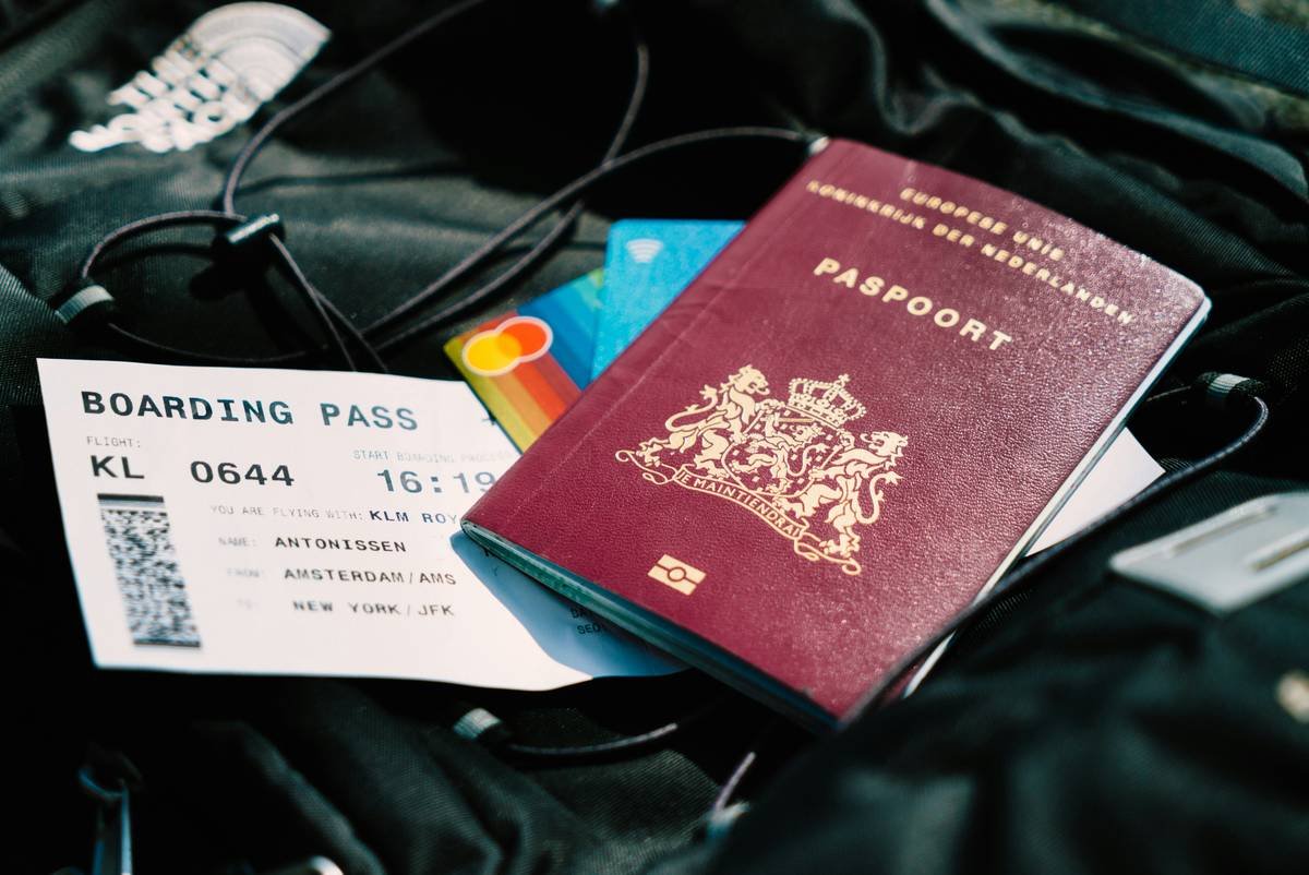 Secure Travel Planning: Why Your Credit Card Isn’t Enough (And When Kidnap & Ransom Insurance Steps In)
