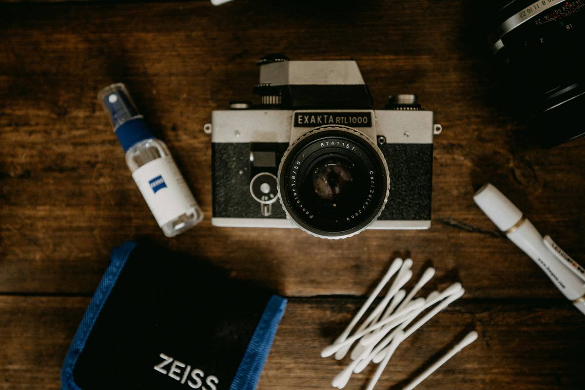 My father-in-law gave me the camera that he bought 30 years ago, and has been gathering dust and grime in the garage for 28 years. I gave it clean and popped a roll of film in it - and it works just fine! Yay!