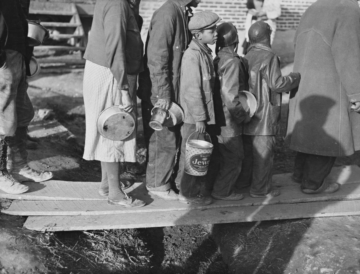 The Miriam and Ira D. Wallach Division of Art, Prints and Photographs: Photography Collection, The New York Public Library. "Negroes waiting for food in the Forrest City, Arkansas, refugee camp" The New York Public Library Digital Collections. https://digitalcollections.nypl.org/items/9171b4f0-bb77-0132-935c-58d385a7b928